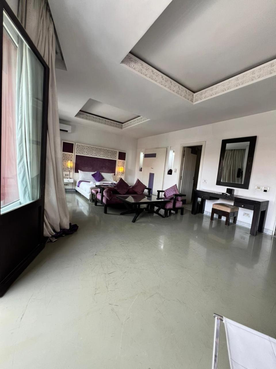 La Renaissance Hotel Marrakech マラケシュ エクステリア 写真