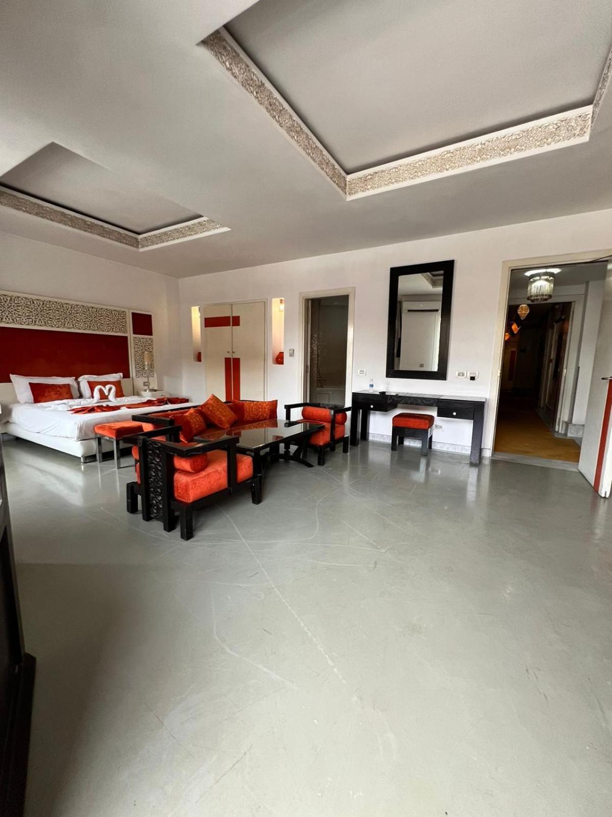 La Renaissance Hotel Marrakech マラケシュ エクステリア 写真