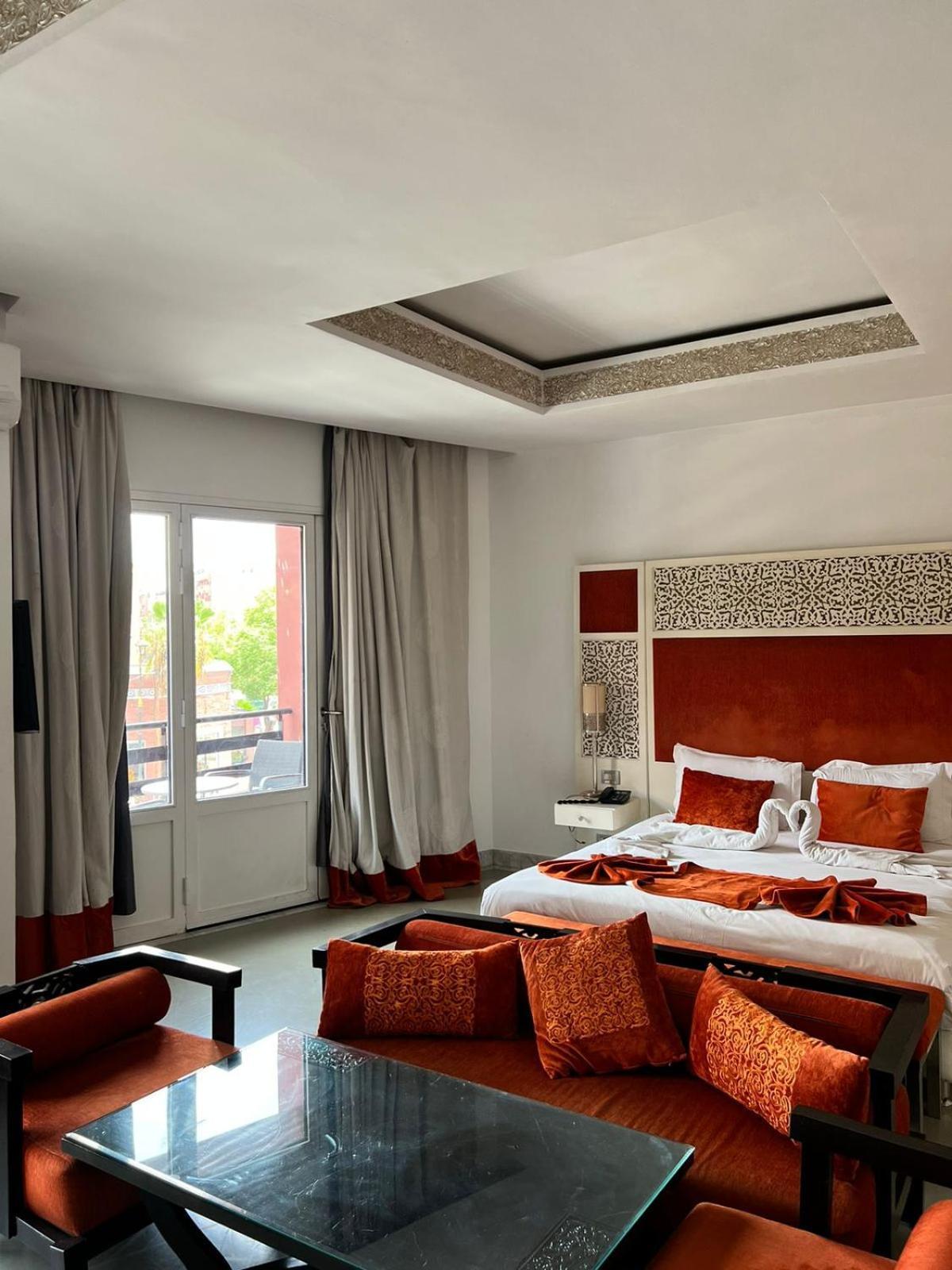La Renaissance Hotel Marrakech マラケシュ エクステリア 写真