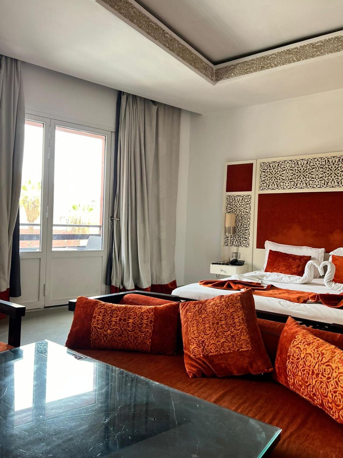 La Renaissance Hotel Marrakech マラケシュ エクステリア 写真
